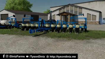 KINZE 3600 12 ROW AND 12/23 ROW PLANTERS fs22