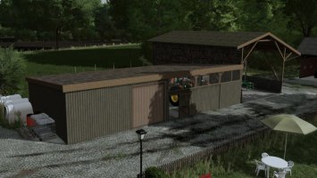 Old Barn With Shelter fs22