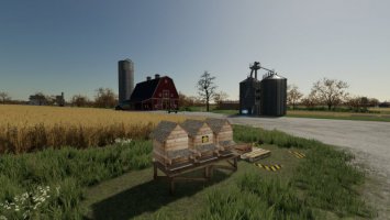 Beehive With 3 Large Frames fs22