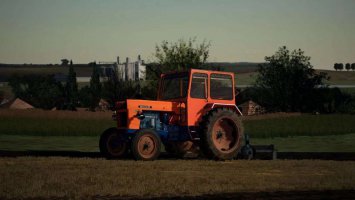 Universal 650M Classic fs22