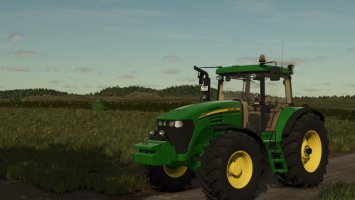 John Deere 7020